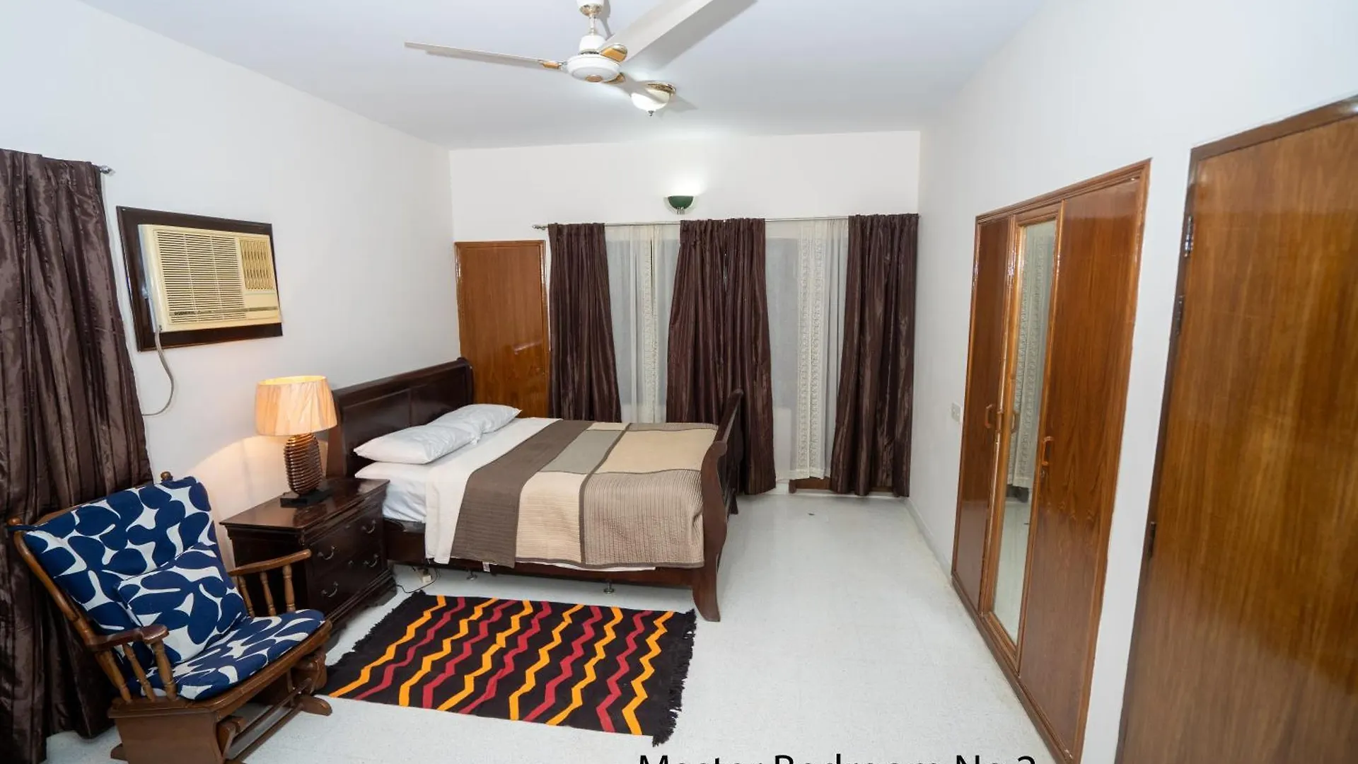 Swarloke Apartment At Gulshan 2,ダッカ バングラデシュ